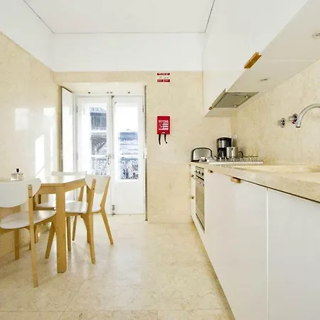 Apartment Chiado Design 5e *